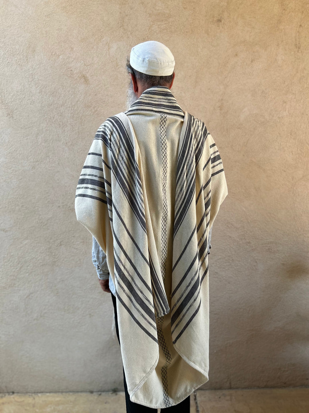 Masoret 47" White Background READY TO SHIP