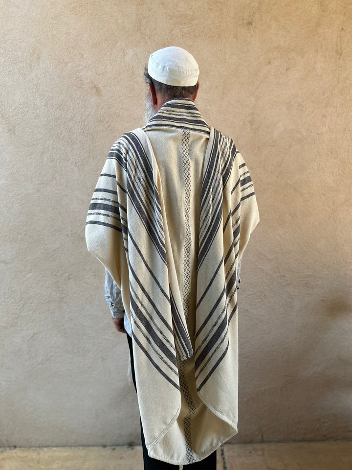 Masoret 47" White Background READY TO SHIP