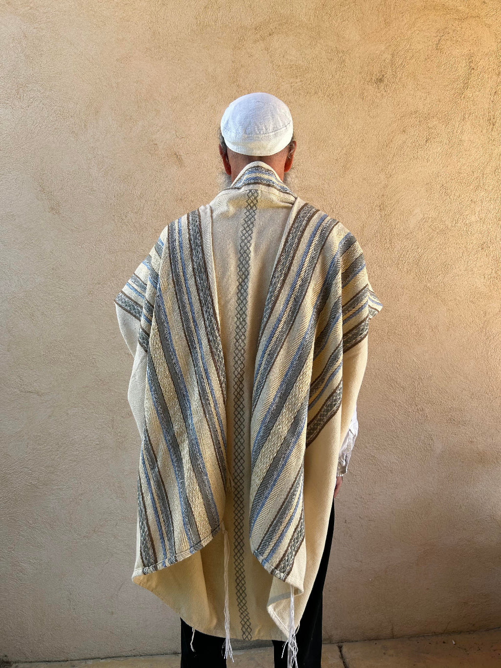 Hod Tallit desigend and Handmade by Tallisman