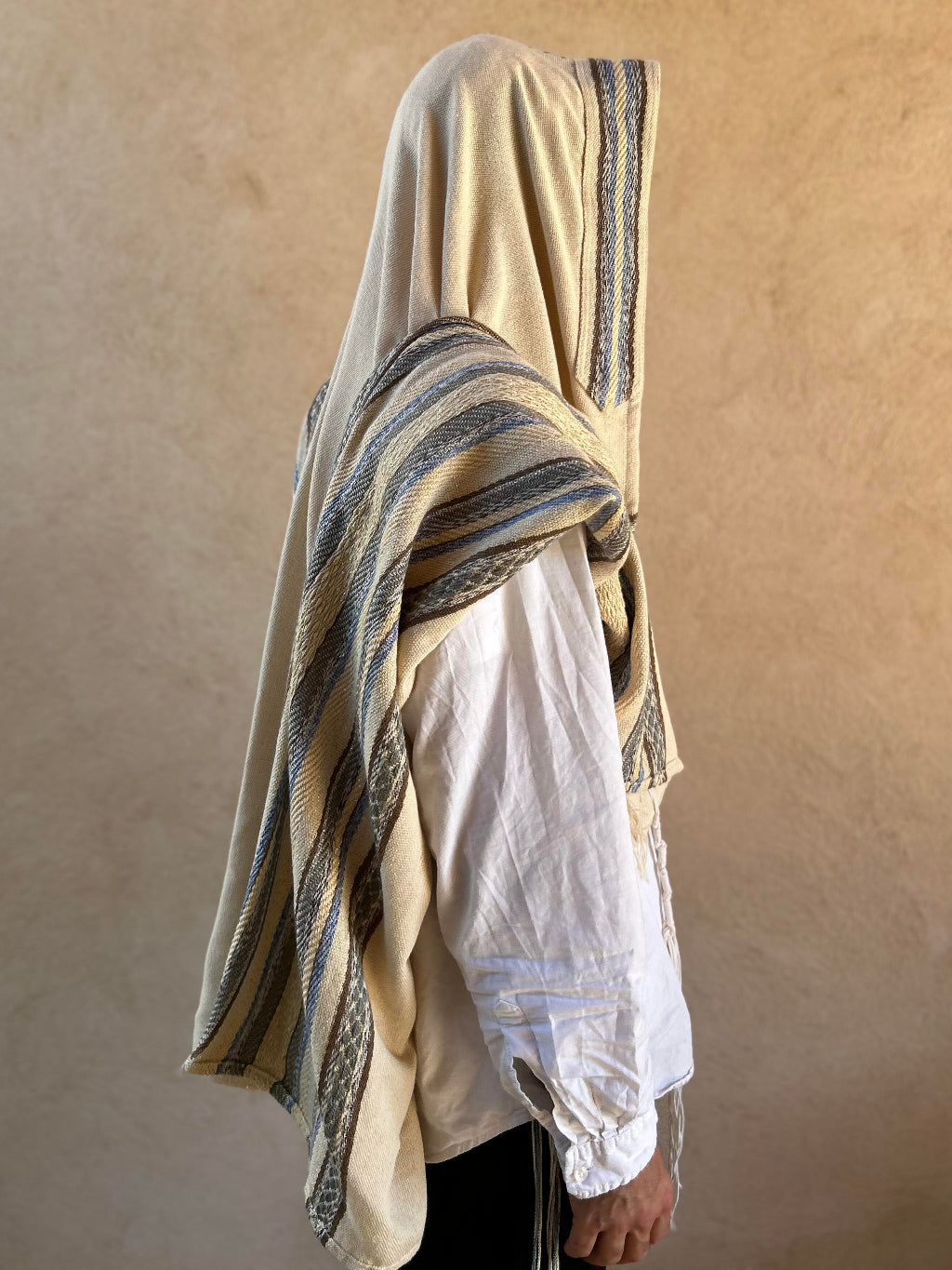 Hod Tallit desigend and Handmade by Tallisman