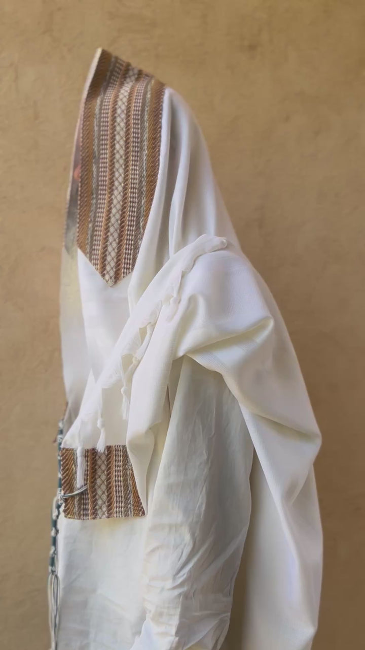 Wool Tallit with Handmade Crown - Dan