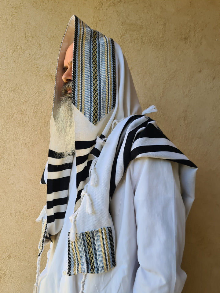 Wool Tallit with Handmade Crown - Shimon